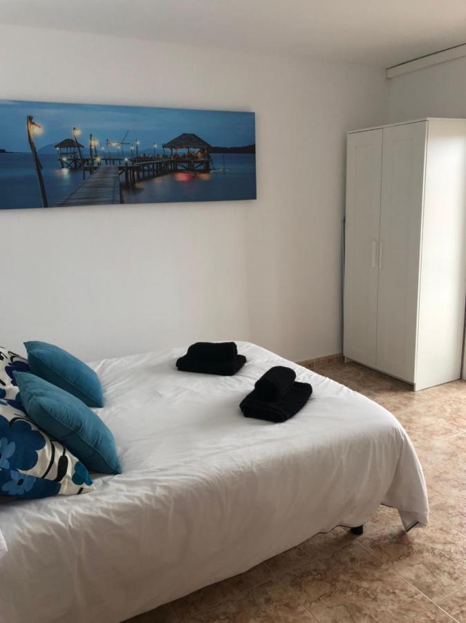 Beta'S Place - Apartamento Primera Linea De Playa بلانيس المظهر الخارجي الصورة