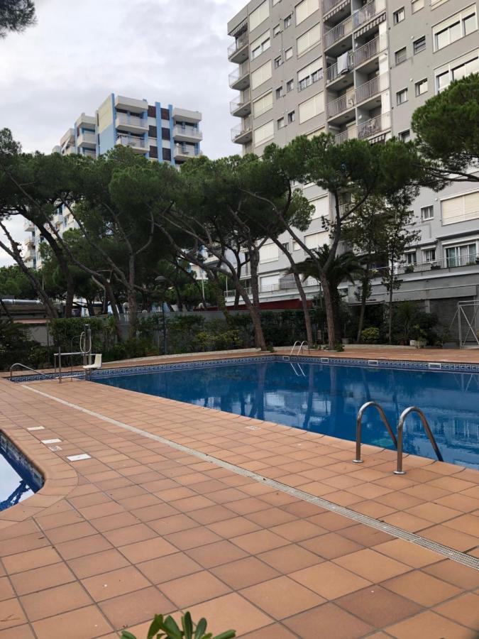 Beta'S Place - Apartamento Primera Linea De Playa بلانيس المظهر الخارجي الصورة
